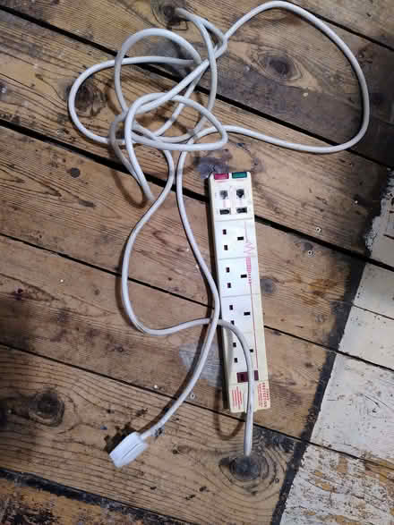 Photo of free 3 extension leads (Wavertree L15) #1