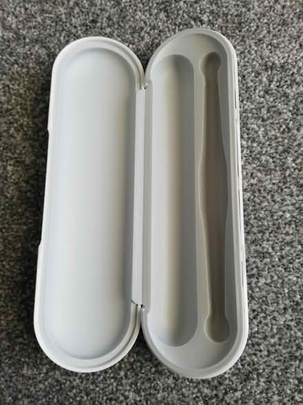 Photo of free Oral B io travel case (Bradway S17) #2