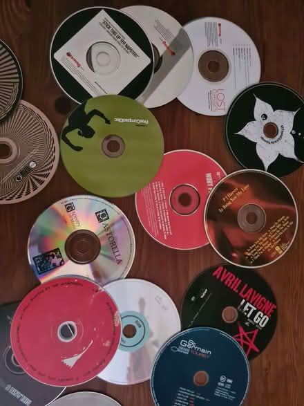 Photo of free CDs (Skerton LA1) #1