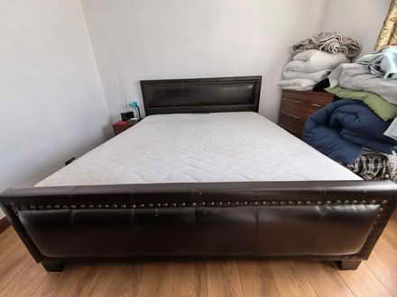 Photo of free superking bed+memory foam mattress (Southampton, SO18) #1