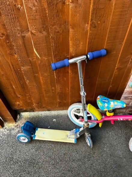 Photo of free bicycle, balance bike and scooter (Gateford S81) #2