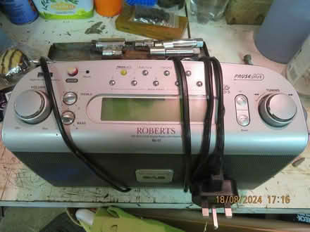 Photo of free Roberts DAB radio (Linslade, LU7) #2
