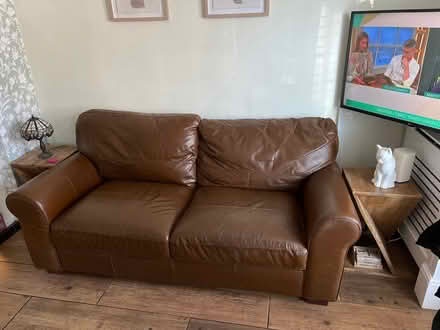 Photo of free Sofa set (IG2) #4