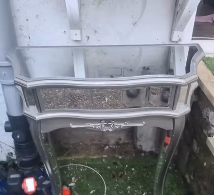 Photo of free Table (Selhurst CR0) #1