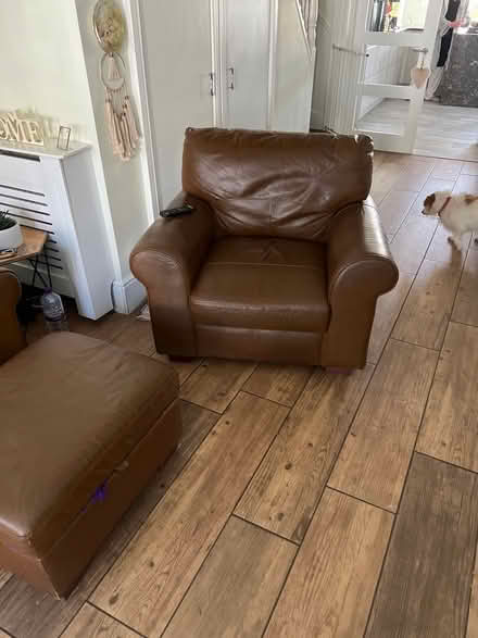 Photo of free Sofa set (IG2) #2