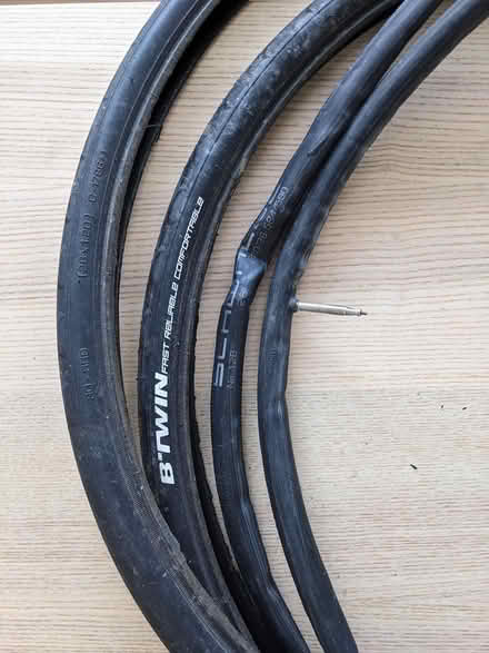 Photo of free Bicycle Tyres and Inner Tubes (OX14 Northcourt, Abingdon) #1