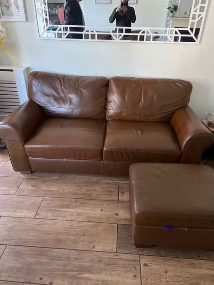 Photo of free Sofa set (IG2) #1