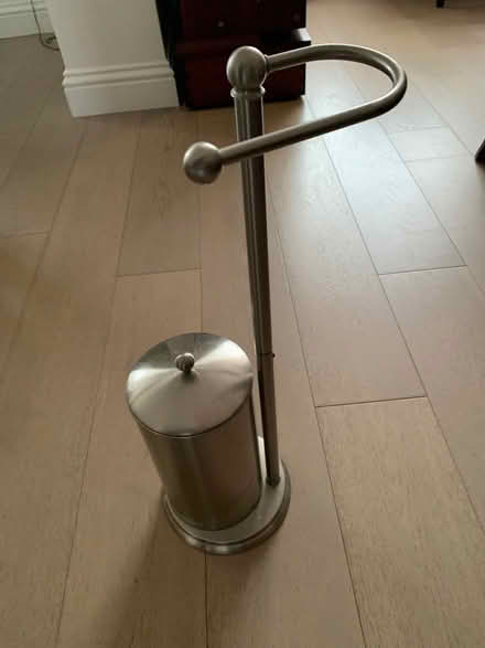Photo of free Toilet roll holder (St. John's Wood NW8) #1