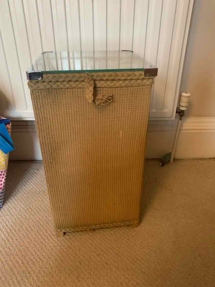 Photo of free Lloyd Look hamper/laundry basket? (Morningside/Comiston EH10) #1