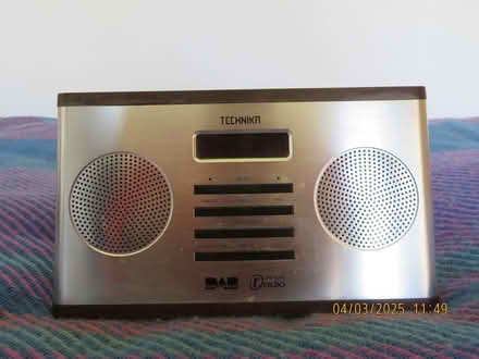 Photo of free DAB Radio (Linslade, LU7) #1