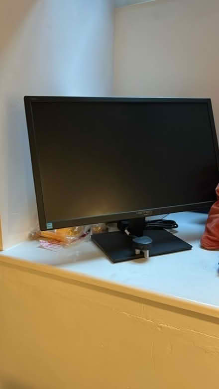 Photo of free Computer monitor 24 inch (Hertford SG13) #1