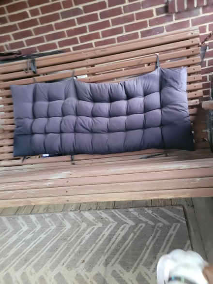 Photo of free Hanging bench (Talleyville, DE 19803) #4