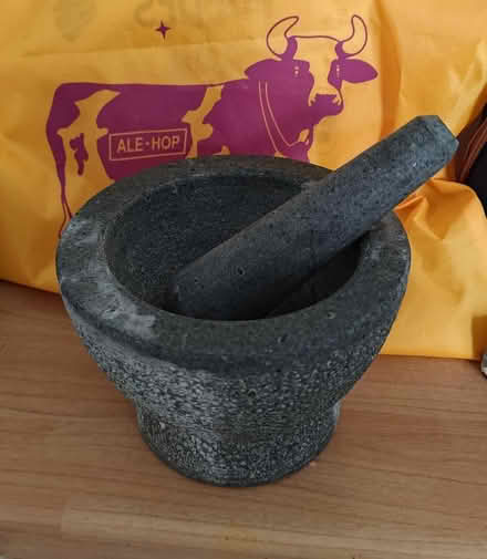 Photo of free Stone mortar and pestle (BN3 hove) #1