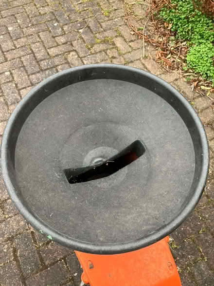 Photo of free Garden shredder, Alko (Eskbank EH22) #4