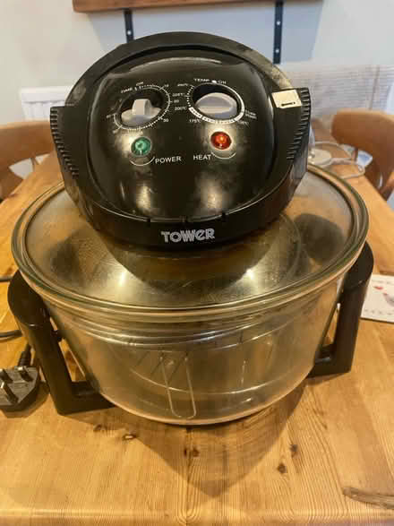 Photo of free Halogen oven (Rotherham S61) #1