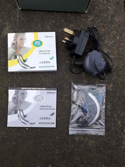 Photo of free Bluetooth Headset (Fenton ST4) #1