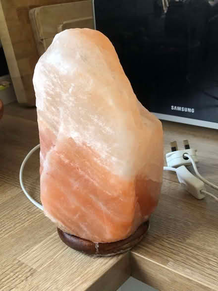 Photo of free Himalayan Salt Lamp (Eskbank EH22) #2