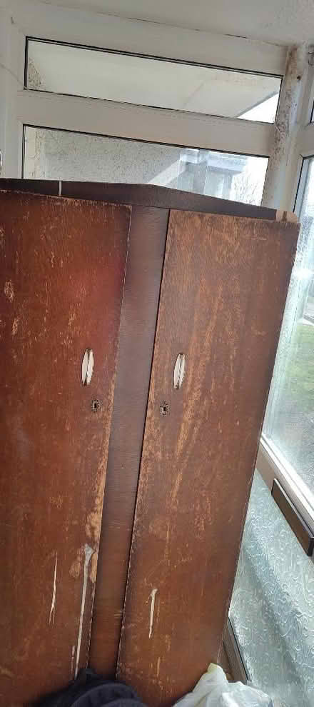 Photo of free Old wardrobe (Hala LA1) #2