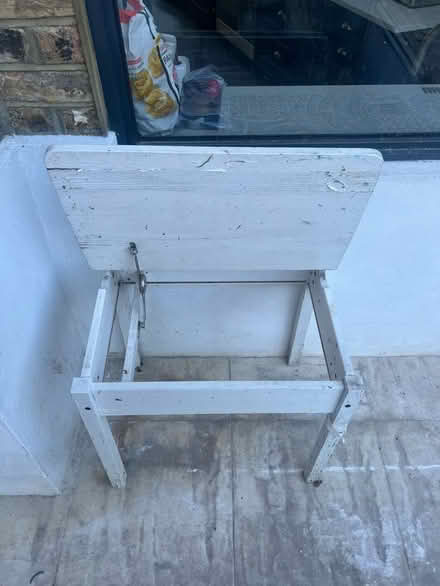 Photo of free Table that opens up (Tufnell Park N19) #2