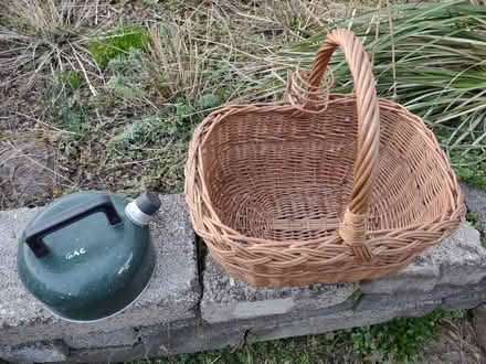 Photo of free Kettle and basket (Hay on Wye HR3) #1