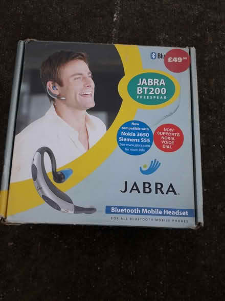 Photo of free Bluetooth Headset (Fenton ST4) #2