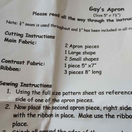 Photo of free Simple Sewing Craft Project - "Gay's Apron" (Rayleigh SS6) #3