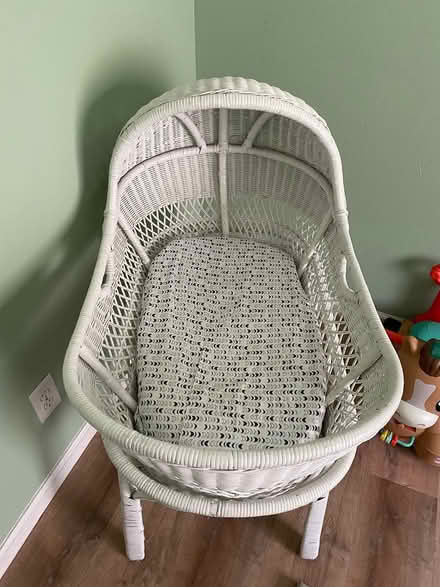 Photo of free White Bassinet w/ mattress (1915 89th Ave, Oakland Ca) #1