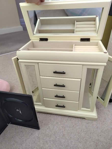 Photo of free Jewellery box with drawers and doors (Billesley) (Alcester Lanes End B13) #1