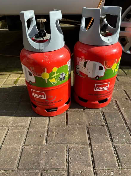 Photo of free 2 part used calor gas cylinders (Warfield RG12) #1