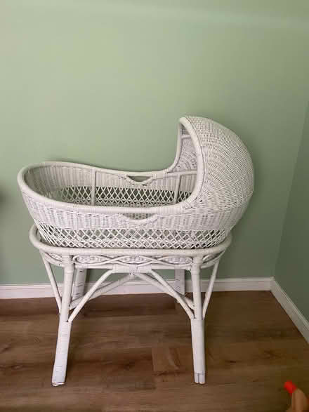 Photo of free White Bassinet w/ mattress (1915 89th Ave, Oakland Ca) #3