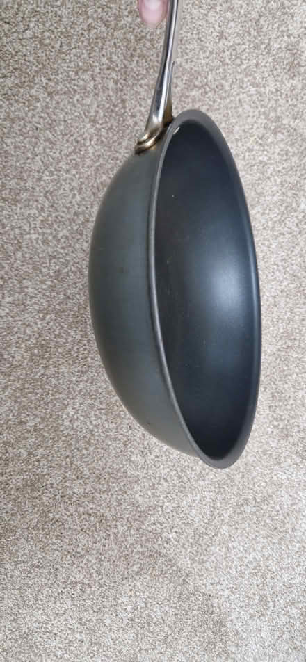 Photo of free Deep frying pan/wok (Loughborough LE11) #1
