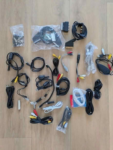 Photo of free Audio visual cables (Farnham, GU9) #1