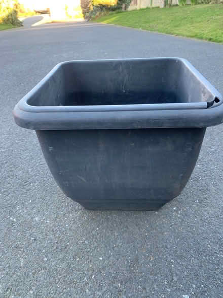 Photo of free Plant trays and pots (Heswall CH60) #2