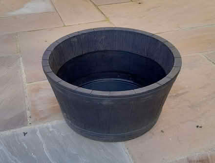 Photo of free plastic plant tub: barrel style (Elworth CW11) #1