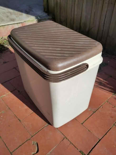 Photo of free Cool box (CH48) #1