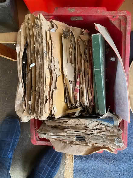 Photo of free Gramophone records (St Albans drakes drive) #1