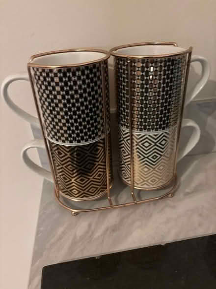 Photo of free Next x4 cups in stand (Brierlow Bar SK17) #1