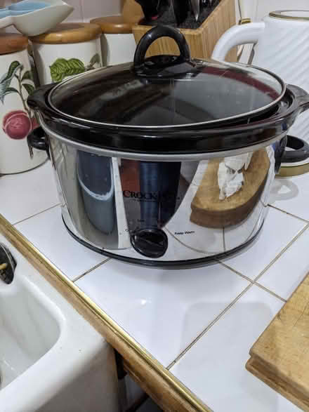 Photo of free Slow cooker (Ipswich Ip4) #1