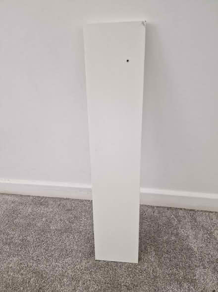Photo of free 200mm Kitchen Cabinet + Gloss Door (Wakefield WF12RY) #3