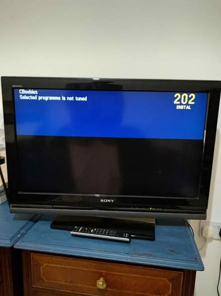 Photo of free Sony TV 32 inches LCD (North Hanwell) #2
