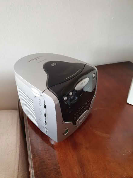 Photo of free Roberts Radio & CD Player (Pudleston HR6 0RA) #1