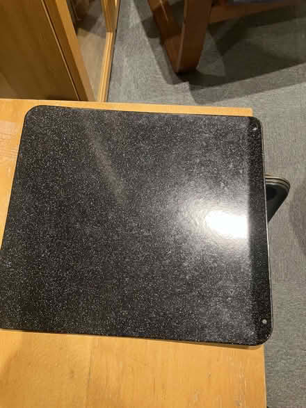 Photo of free 3 Large roasting trays and 1 pizza tray (Micklefield HP13) #2