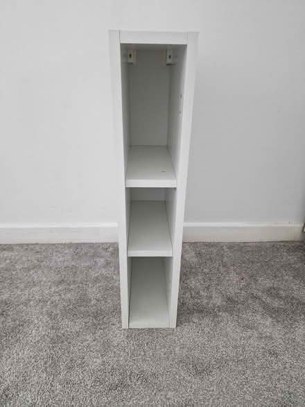 Photo of free 200mm Kitchen Cabinet + Gloss Door (Wakefield WF12RY) #1