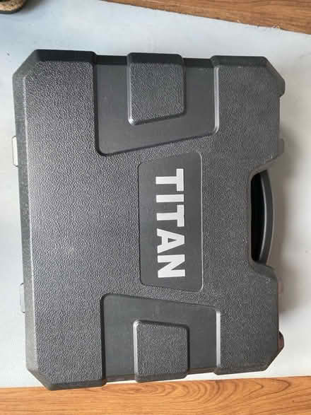 Photo of free Titan hammer drill (Clapton E5) #2