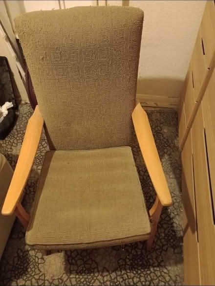 Photo of free Vintage Armchair (Three Bridges RH10) #1