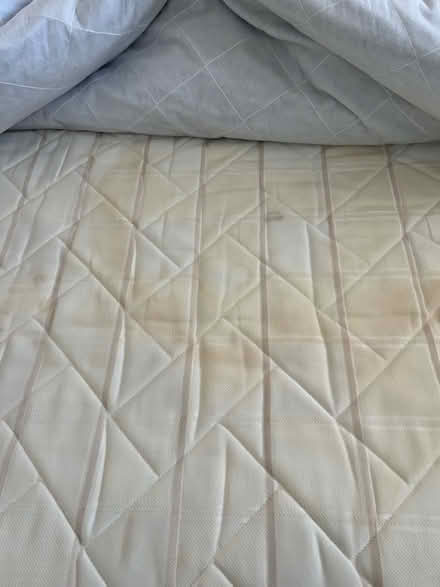 Photo of free 4’6” bed with headboard and mattres (Sw20 0sb) #2