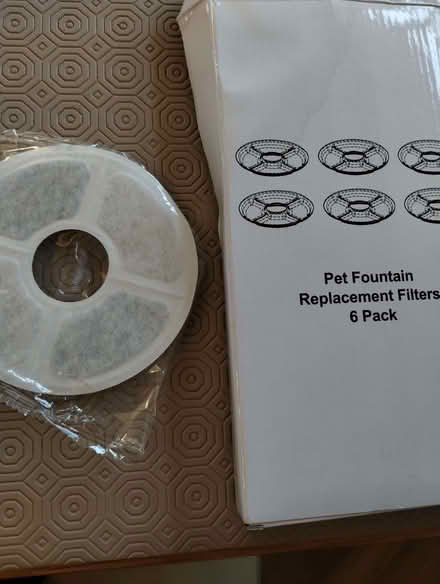 Photo of free Pet water fountain & 1 filter (Irby CH61) #1
