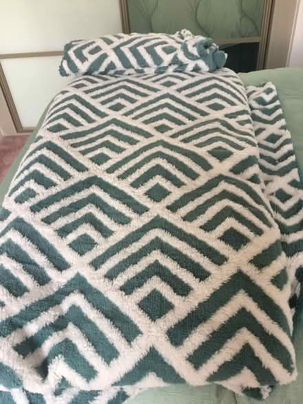 Photo of free King size duvet set (Chaddesden Derby) #1