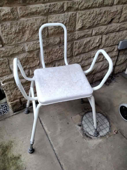 Photo of free Seat , walker and disabled shopping cart and seat (White Walls BB8) #3
