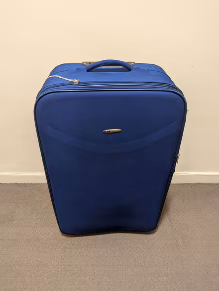Photo of free Large suitcase rough condition (Withdean BN1) #2